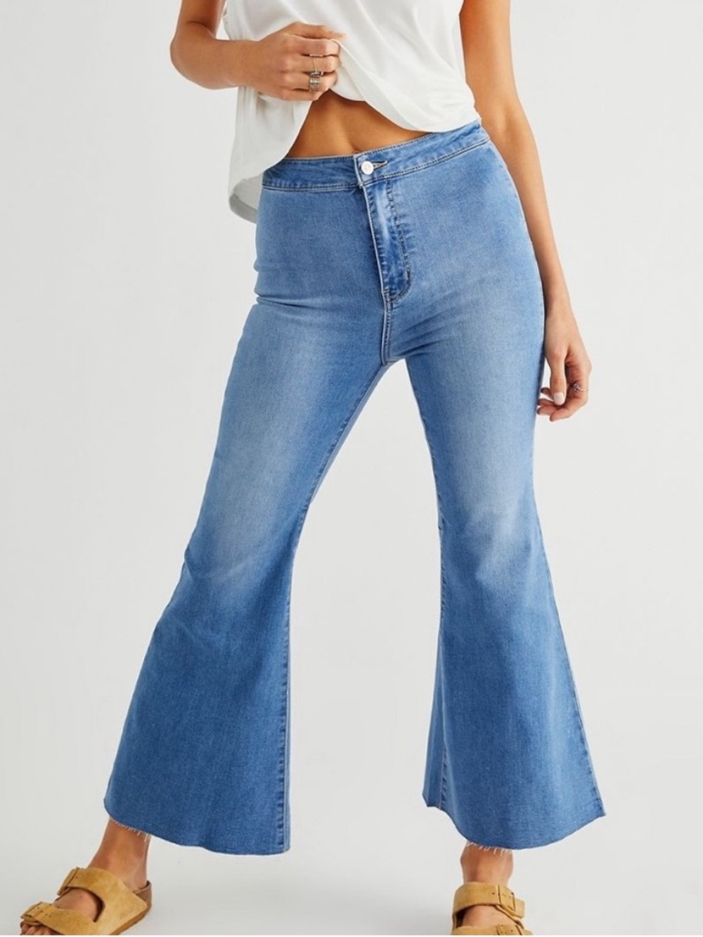 Free People Youthquake High Rise Crop Flare Jeans! Size 27